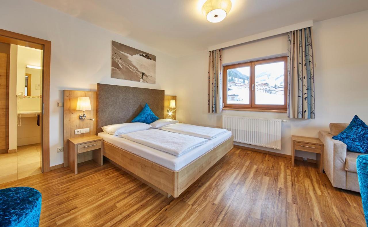 Johanneshof - Dein Mountain Wohlfuehlhotel Saalbach-Hinterglemm Exterior foto