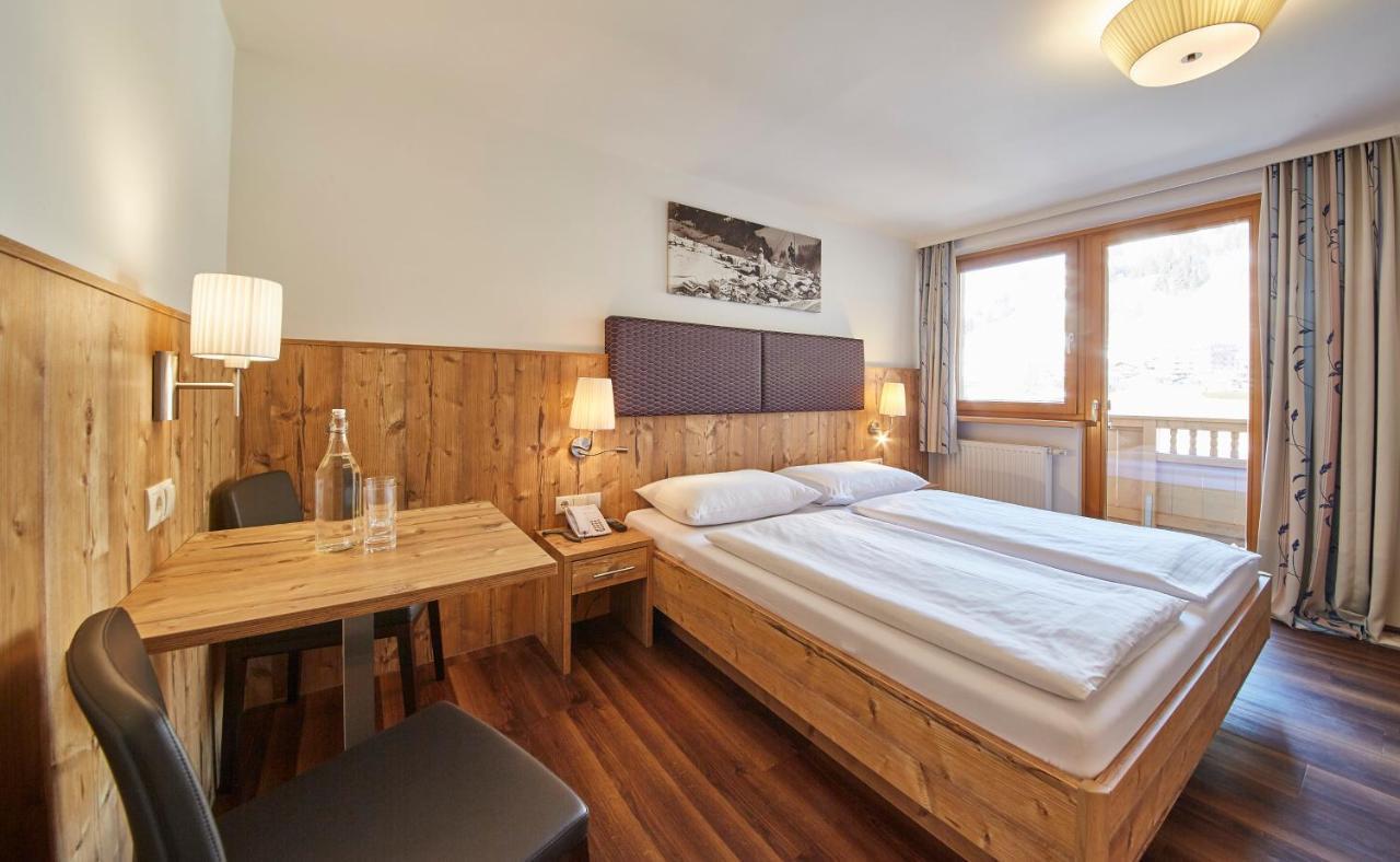 Johanneshof - Dein Mountain Wohlfuehlhotel Saalbach-Hinterglemm Exterior foto